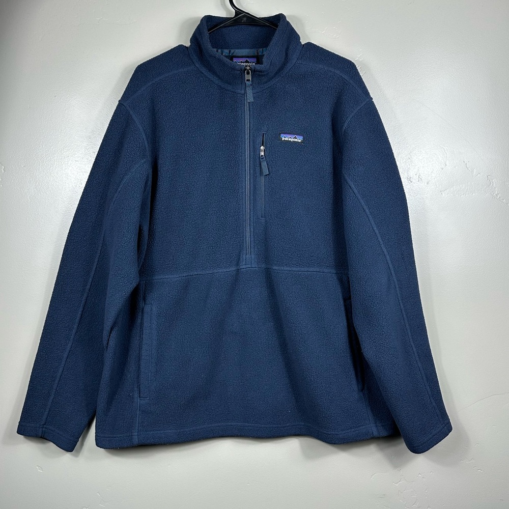Patagonia Men’s Classic Synchilla Marsupial Pullover Sweater New Navy Blue Large
